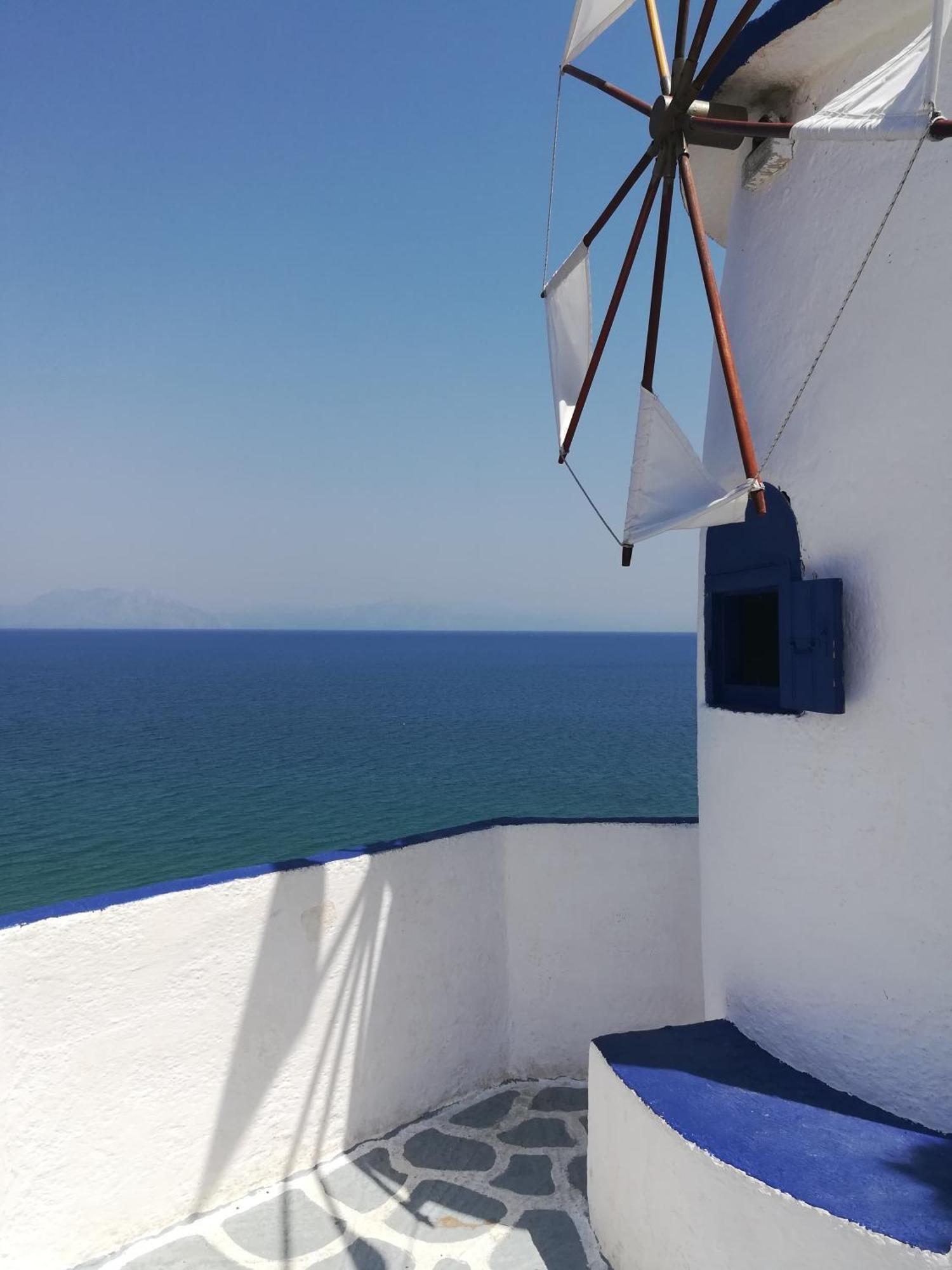 Koralli Sea View Hotel Káto Achaḯa Buitenkant foto