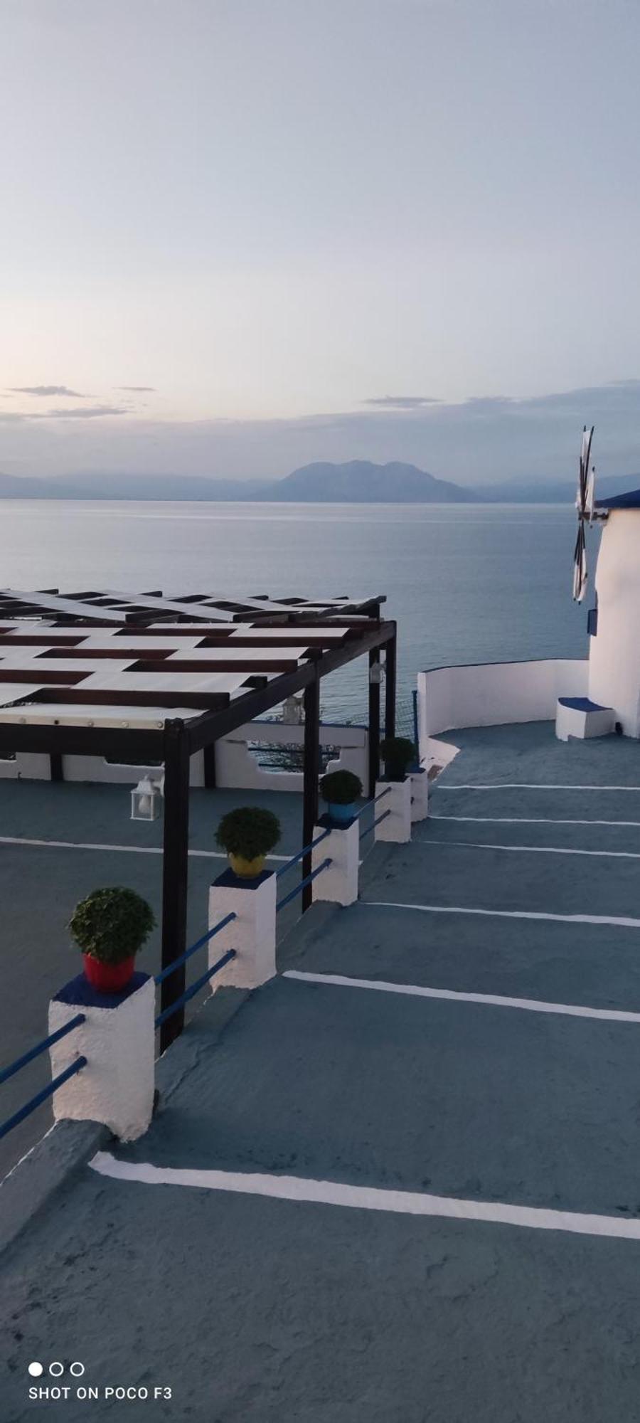 Koralli Sea View Hotel Káto Achaḯa Buitenkant foto